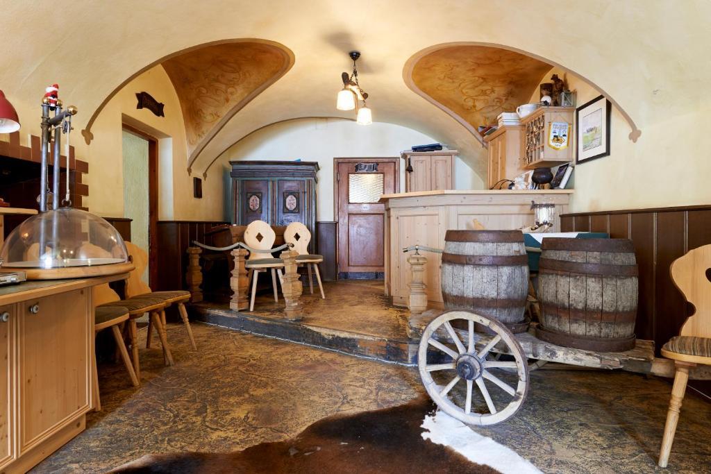 Hotelchen Doellacher Dorfwirtshaus Großkirchheim エクステリア 写真
