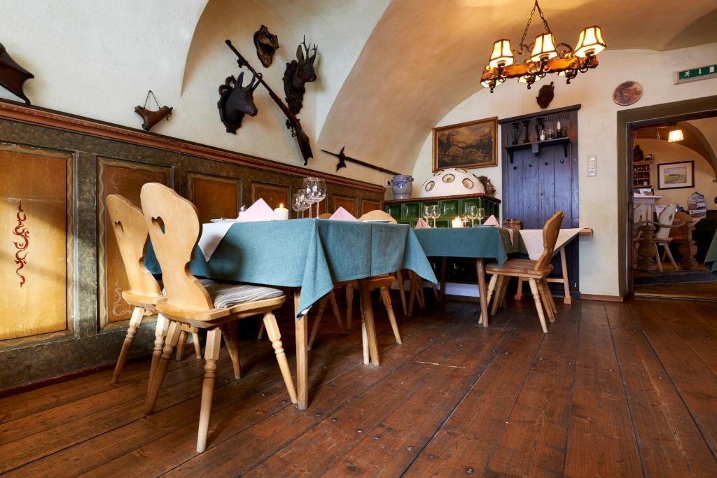Hotelchen Doellacher Dorfwirtshaus Großkirchheim エクステリア 写真